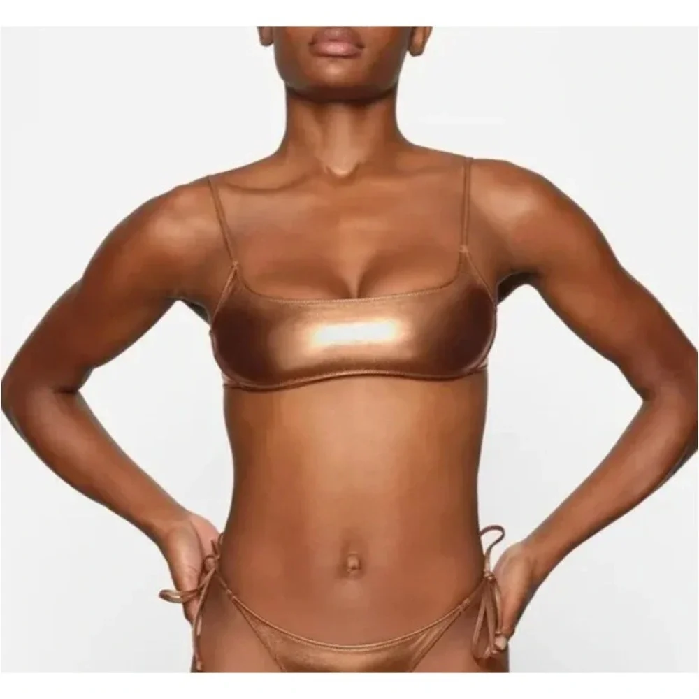 Skims Metallic Swim Micro Scoop Bikini Top - Penny - Large